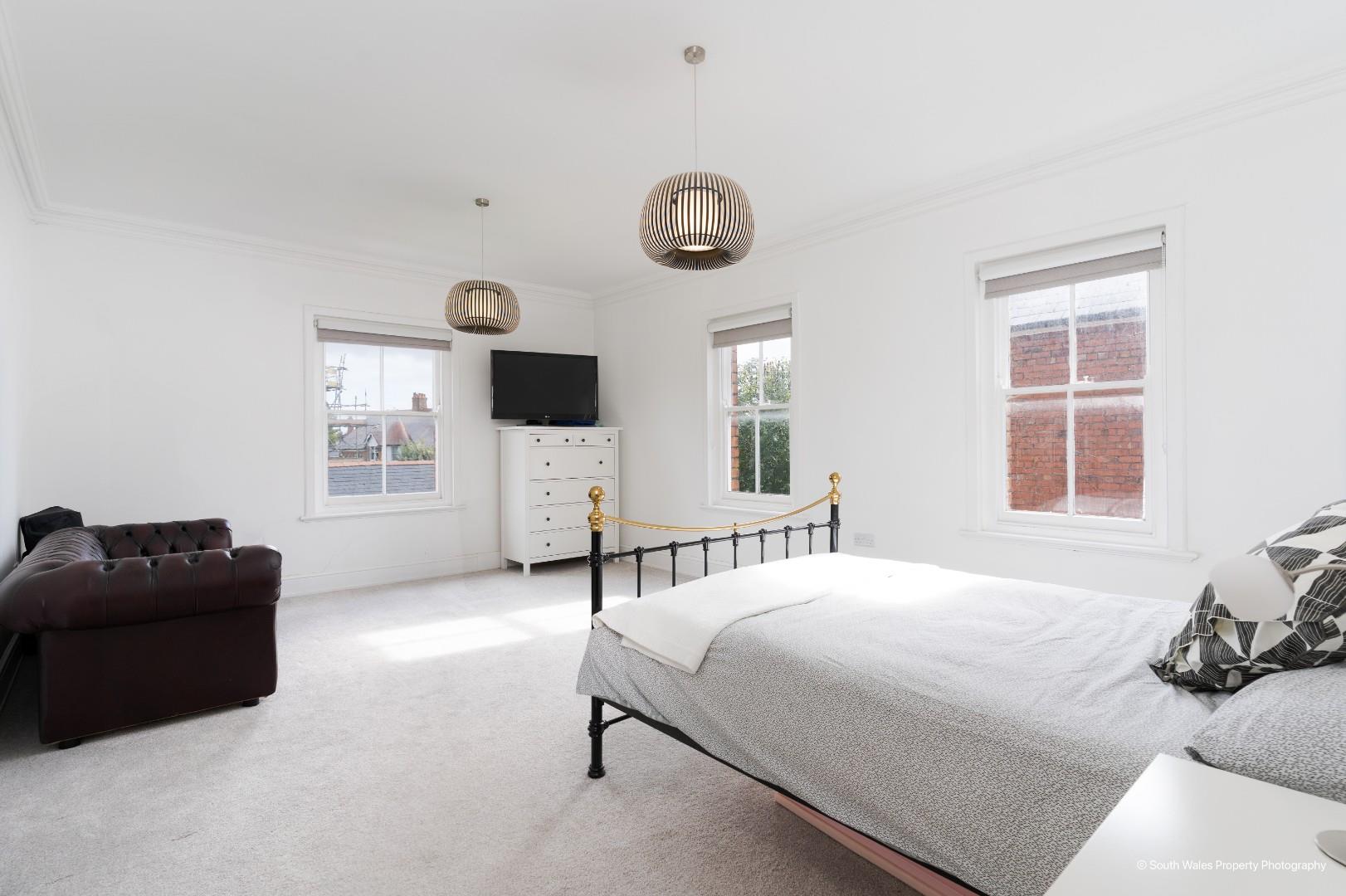 38 Victoria Road, Penarth, CF64 3HX